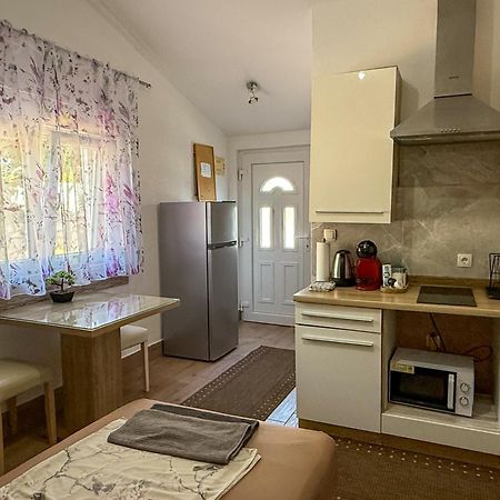 Apartman Meghan Пула Екстериор снимка