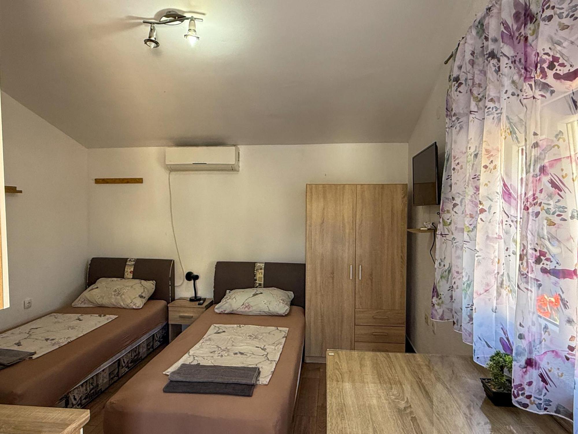 Apartman Meghan Пула Екстериор снимка